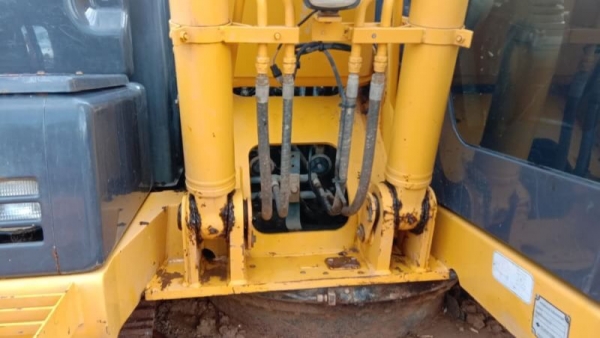 ขายด่วน!! Sumitomo sh130-5 ไมล์ ชม. 5,000 สภาพสวยมากๆค่ะ ขายด่วน!! Sumitomo sh130-5 ไมล์ ชม. 5,000 สภาพสวยมากๆค่ะ