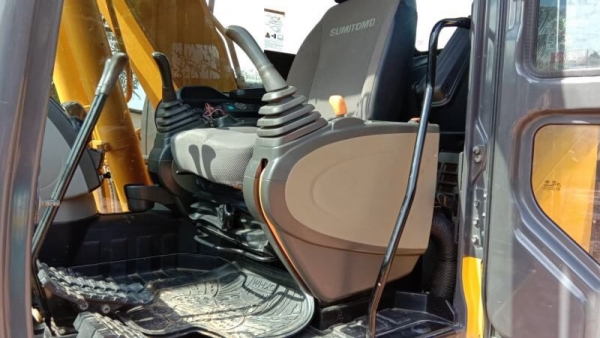 ขายด่วน!! Sumitomo sh130-5 ไมล์ ชม. 5,000 สภาพสวยมากๆค่ะ