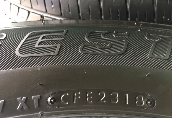 ล้อแม็กป้ายแดง Ford Ranger Wildtrak Limited 2018 รุ่นใหม่ล่าสุด ขอบ 18 พร้อมยางป้ายแดง 265-60-18 Bridgestone ปี 18 แม็กสวยกริ๊บ ตุ่มเด้ง เส้นสีชัด