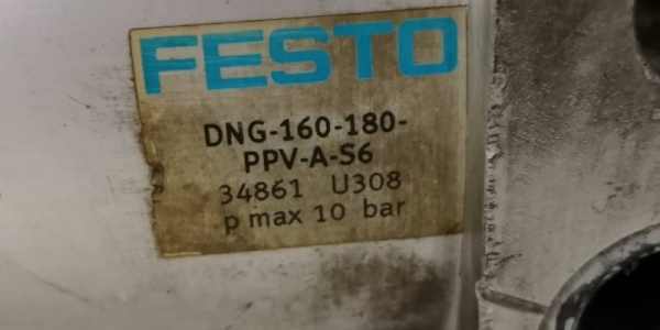 3,000 บ. โทร 083-2000058 LINE ID: line832923 ชุดกระบอกลมนิวเมติกขนาดใหญ่มากๆยี่ห้อ FESTO กระบอกโต 16