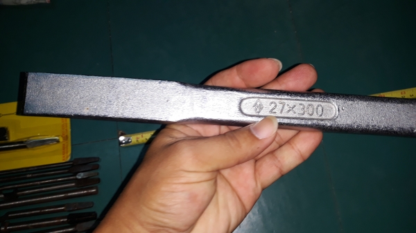 ขายเหล็กสกัดรัสเซีย MADE IN RUSSIA.ใหม่เก่าเก็บขนาดใหญ่หนาหนัก ขายเหล็กสกัดรัสเซีย MADE IN RUSSIA.ใหม่เก่าเก็บขนาดใหญ่หนาหนัก