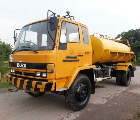 หกล้อ อิซูชุ ร็อค FTR11H165HP บรรทุกน้ำ 7,000ลิต อุปกรณ์,ครบ รถห้าง สภาพสวยหัวบางเดิมพายในครบ พร้อมใช้งาน ทะเบียน/โอน