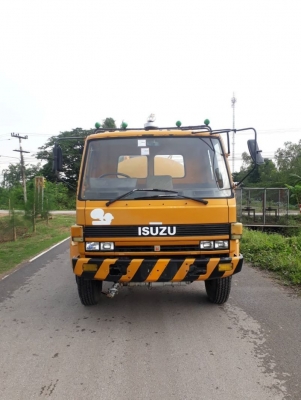 หกล้อ อิซูชุ ร็อค FTR11H165HP บรรทุกน้ำ 7,000ลิต อุปกรณ์,ครบ รถห้าง สภาพสวยหัวบางเดิมพายในครบ พร้อมใช้งาน ทะเบียน/โอน