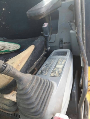 ขายรถแบคโฮ KOMATSU PC200-7 เอกสารอินวอย ราคา 995000 ขายรถแบคโฮ KOMATSU PC200-7 เอกสารอินวอย ราคา 995000