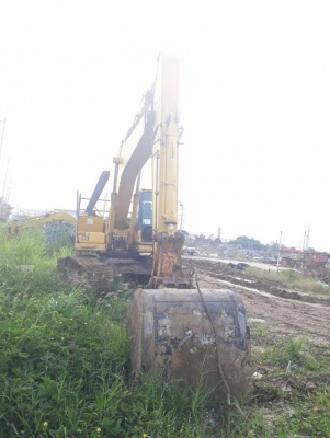 ขายรถแบคโฮ KOMATSU PC200-7 เอกสารอินวอย ราคา 995000 ขายรถแบคโฮ KOMATSU PC200-7 เอกสารอินวอย ราคา 995000