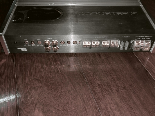 แอมหลออด  ฮาโมเทค 4แชลแนล