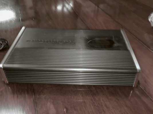 แอมหลออด  ฮาโมเทค 4แชลแนล