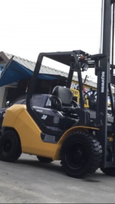 อาร์ ซี เอชโฟรคลิฟท์ ขาย โคมะสุ ขีด 17 ดีเชล 3 เสา 4 เมตร อาร์ ซี เอชโฟรคลิฟท์ ขาย โคมะสุ ขีด 17 ดีเชล 3 เสา 4 เมตร