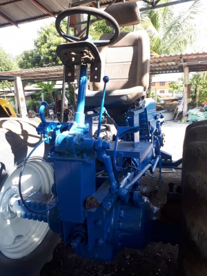 รถไถพร้อมจะติดตั้งคีพหลังฟิตเครื่องเช้คปั้มแล้ว รถไถพร้อมจะติดตั้งคีพหลังฟิตเครื่องเช้คปั้มแล้ว