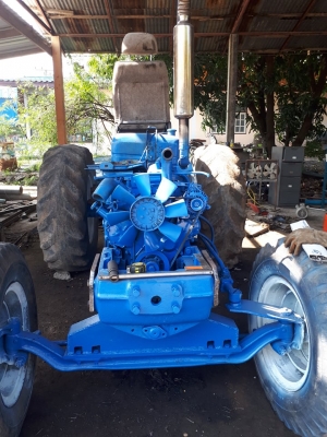 รถไถพร้อมจะติดตั้งคีพหลังฟิตเครื่องเช้คปั้มแล้ว รถไถพร้อมจะติดตั้งคีพหลังฟิตเครื่องเช้คปั้มแล้ว