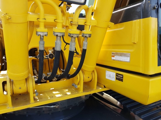 ขายด่วน!! Komatsu PC200-8MO สภาพนางฟ้า ค่ะ ขายด่วน!! Komatsu PC200-8MO สภาพนางฟ้า ค่ะ