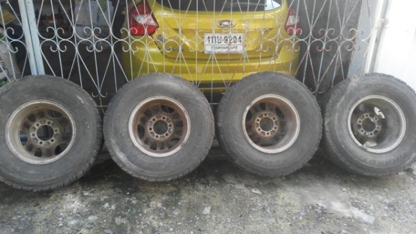 ล้อแม็กเดิม toyota tiger d4d 4wd
