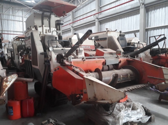 ลดล้างสต๊อก รถเกี่ยว DC60 ราคาเพียง 90,000 บาท