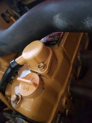 รถตักKOMATSU เก่าญี่ปุ่น ขนาดบุ้งกี้ 0.3คิว KOMATSU WA20 ระบบขับเคลื่อน4ล้อ ฟูลไทม์ ระบบเลี้ยวเอวหน้าสมบูรณ์ คล่องตัว ระบบเบรคหน้าหลังและมือ ระบบเกียร์เดินหน้าและหลัง3เกียร์ใช้งานได้ดี ราคา325,000บาท สนใจติดต่อ #KPGแทรคเตอร์ 081-8416818 ,083-4355829 รับรอ