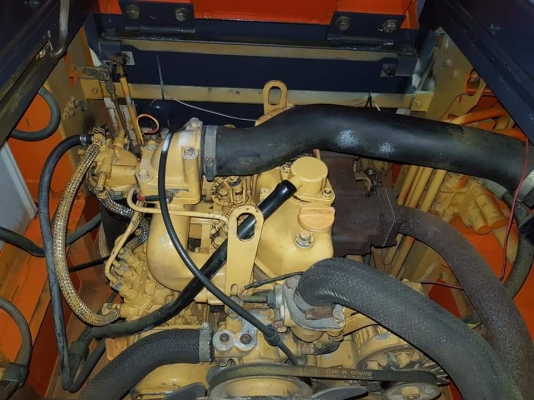 รถตักKOMATSU เก่าญี่ปุ่น ขนาดบุ้งกี้ 0.3คิว KOMATSU WA20 ระบบขับเคลื่อน4ล้อ ฟูลไทม์ ระบบเลี้ยวเอวหน้าสมบูรณ์ คล่องตัว ระบบเบรคหน้าหลังและมือ ระบบเกียร์เดินหน้าและหลัง3เกียร์ใช้งานได้ดี ราคา325,000บาท สนใจติดต่อ #KPGแทรคเตอร์ 081-8416818 ,083-4355829 รับรอ