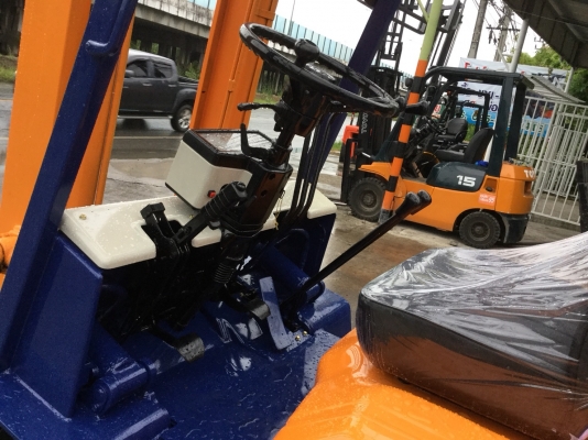 อาร์ ซี เอช  โฟรคลิฟท์   ขาย   โตโยต้า รุ่น 5 ดีเซล 3 ตัน