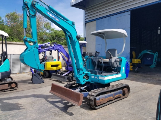 รถขุดเล็ก KUBOTA KO22 คอนโทรลน้ำมัน  รถนอกนำเข้าไม่เคยใช้งานในไทย ชม.การใช้งาน3,400 ชม. ราคา 295,000 บาท รถไวมาก ระบบดี เครื่ิองยนต์ดี เอวสวิงแน่น สนใจติดต่อ 081-8416818, 092-9938255 ติดต่อสอบถามได้ที่  กดไปที่ลิ้งค์้เพื่อสอบถาม Line: https://li