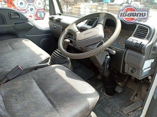 หัวเก๋ง ISUZU NKR ติดเครื่อง 4HF 120 แรงม้า