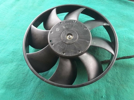 พัดลม 12V ขนาด 11 นิ้ว