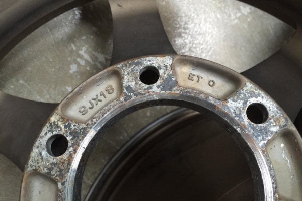 ล้อ TE 37 SUV ก้านCNC ขอบ18x9 off 0 สีเดิมๆทุกวง สภาพสวย งานเนียนๆ