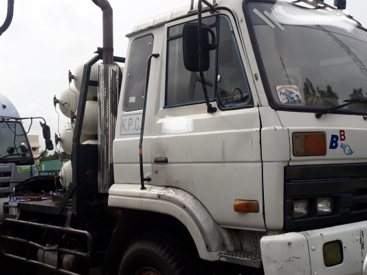 ขายด่วนหัวเก๋งนิสสันCW430 ขายด่วนหัวเก๋งนิสสันCW430