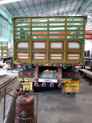 ขายลูกพ่วงมิเนียมสามเพลาแท้ ยาว 6.50 เมตร จดปี 60 สภาพป้ายแดงไม่ได้ใช้งานเลย ยางใหม่ มี 3 ลูก ทะเบียนพร้อม