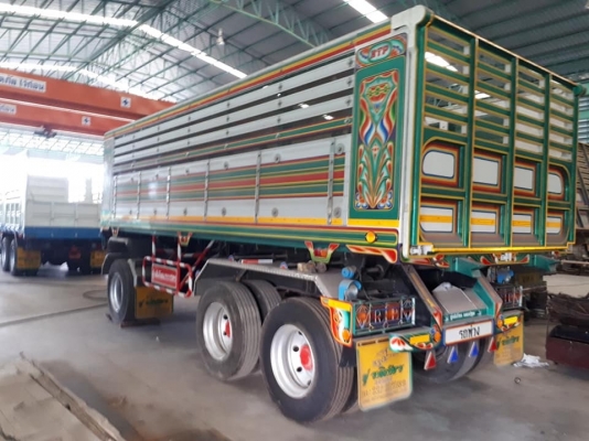 ขายลูกพ่วงมิเนียมสามเพลาแท้ ยาว 6.50 เมตร จดปี 60 สภาพป้ายแดงไม่ได้ใช้งานเลย ยางใหม่ มี 3 ลูก ทะเบียนพร้อม