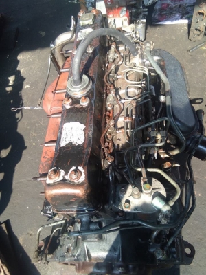 ขายเครื่อง6SD1  Isuzu   240แรง