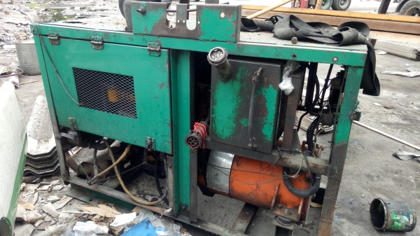 เครื่องปั่นไฟ/ กทม.