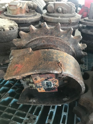 ขายมอเตอร์ตัวเดินPC35 ยี่ห้อNACHIรุ่นPH-300-53-1145Aตัดเฟรมมามี2ชุดขายชุดละ35000บาท ตัวมอเตอร์กว้าง21ซม21ฟันน๊อตยึดเฟือง12ตัวยึดเฟรม9ตัวLINE: jiraroj2909