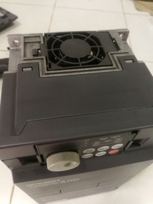 อินเวอร์เตอร์มิตซู 5แรง3.7kw220v รุ่นท๊อป A700 สภาพกริ๊ป