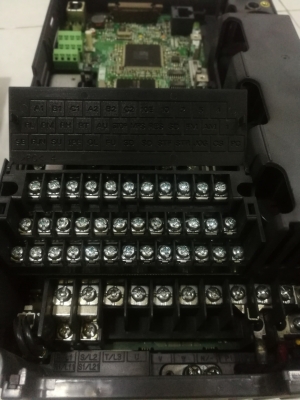 อินเวอร์เตอร์มิตซู 5แรง3.7kw220v รุ่นท๊อป A700 สภาพกริ๊ป