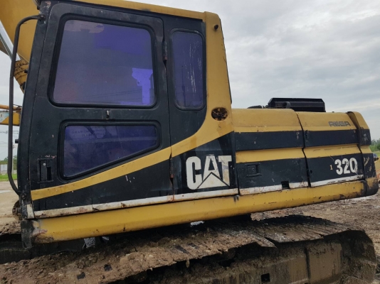 รถแมคโค. แคท.  320. เวอร์ชั้นทู  เอกสารเล่มทะเบียน  พร้อมโอน