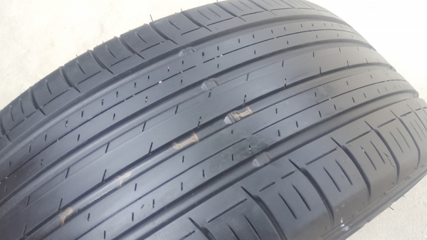 ขายยาง\% 215/55/16 ปี 0817 DUNLOP LT37 2 เส้น