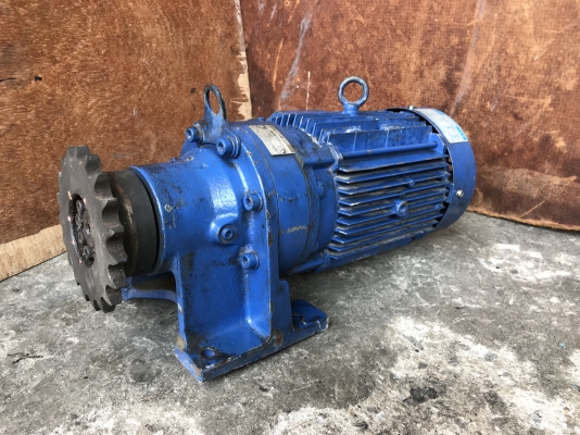ขายมอเตอร์เกียร์ Cycro drive Sumitomo 2HP. 380V อัตราทด 1:17 เพลาออกประมาณ 85 รอบต่อนาที สภาพสวยมากเดิมๆ วิ่งนิ่ม พร้อมใช้งาน
