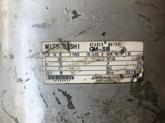 ขายมอเตอร์เกียร์ Mitsubishi 3HP. 380V อัตราทด 1:20 เพลาออกประมาณ 75 รอบต่อนาที มีระบบเบรคในตัว สภาพสวยมากเดิมๆ วิ่งนิ่ม พร้อมใช้งาน