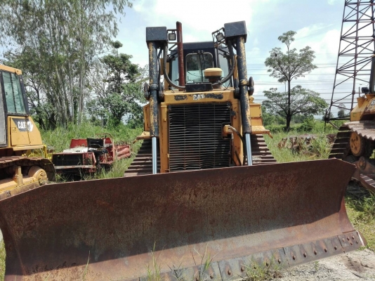 ขายรถแทรกเตอร์ตีนไก่ CAT รุ่น D6R