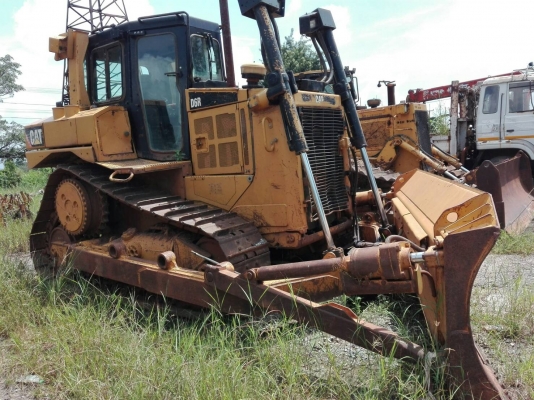 ขายรถแทรกเตอร์ตีนไก่ CAT รุ่น D6R