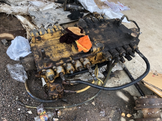 แพ คอนโทล แบคโฮ Cat 330 V2