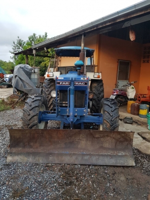 FORD 4 W/D  โฟรวิน พวงมาลัยเพาเวอร์ พร้อมดันหน้า  เครื่องเกียร์ดี รถพร้อมใช้งาน สนใจติดต่อสอบถาม 081-810-8927,087-841-9778