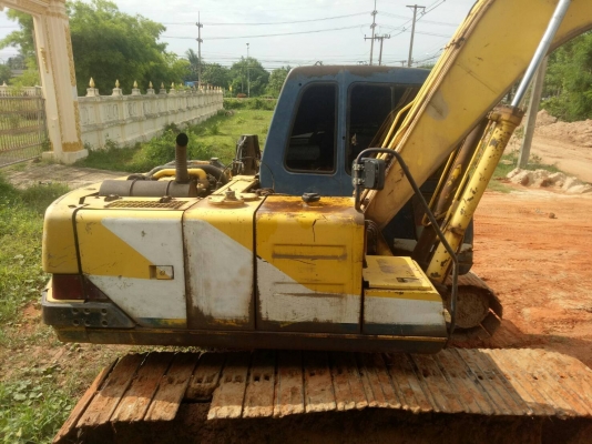 ขาย 650,000 KOBELCO sk 120-3 เล่มทะเบียน ไฟฟ้าครบ เครื่องแรง ปั้มดี เอวแน่น ช่วงล่างแน่น นถพร้อมใช้ เลอะหน่อยไม่ค่อยได้ล้างเพราะทำงานตลอด รถอยู ชัยภูมิ 090-772-3710 090-772-3708