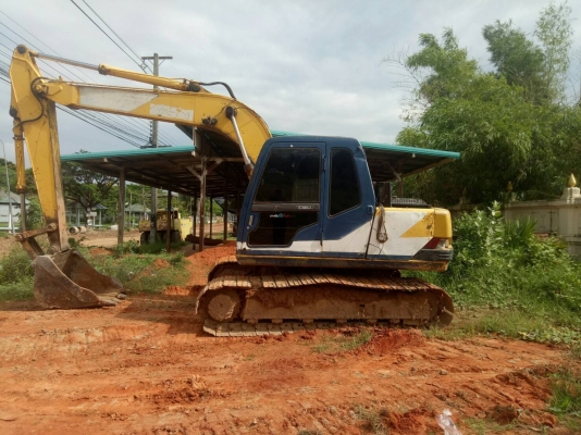 ขาย 650,000 KOBELCO sk 120-3 เล่มทะเบียน ไฟฟ้าครบ เครื่องแรง ปั้มดี เอวแน่น ช่วงล่างแน่น นถพร้อมใช้ เลอะหน่อยไม่ค่อยได้ล้างเพราะทำงานตลอด รถอยู ชัยภูมิ 090-772-3710 090-772-3708