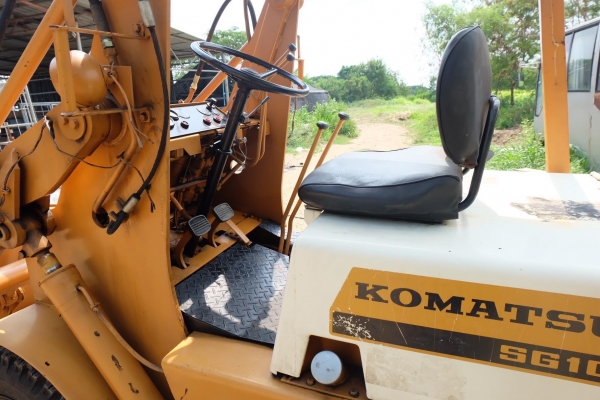 รถตัก komatsu sg10-3 เก่าญี่ปุ่นไม่เคยใช้ในไทยโทร 086-1602189