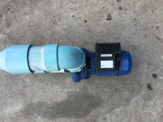 ขายปั๊มน้ำหอยโข่ง Ebara 1.5HP. 220V ไฟบ้าน รุ่นเน้นปริมาณน้ำ ขนาดเข้า 3นิ้ว ออก 3นิ้ว ได้น้ำ 300-900m3/h ส่งสูงประมาณ 5m สภาพสวยเดิมๆ หมุนนิ่ม พร้อมใช้งาน ราคา 3,800 บาท
