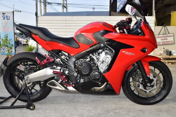 HONDA CBR650
