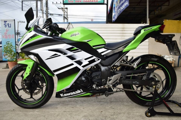 KAWASAKI Ninja300 KAWASAKI Ninja300