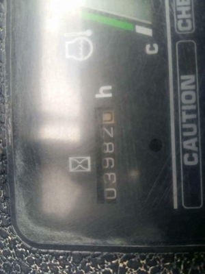 ขายจ้า..KOMATSU PC40MR-1 เก่านอกแท้ มีลายแย๊ก 3,xxx ชั่วโมง พร้อมใช้ โทร 089-3818694จ๊อย ขายจ้า..KOMATSU PC40MR-1 เก่านอกแท้ มีลายแย๊ก 3,xxx ชั่วโมง พร้อมใช้ โทร 089-3818694จ๊อย