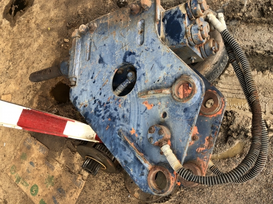 หัวเจาะ เบรคเบอร์ NPK H7X สภาพเก่าญี่ปุ่น