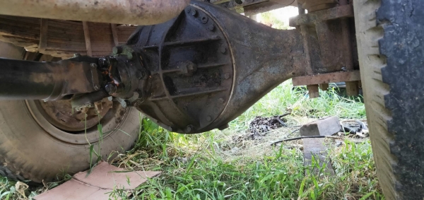 รถบรรทุก 6ล้อดั้มหน้ายาว ยี่ห้อ ISUZU เครื่อง 6BB 145 แรงม้า เสื้อเพลาใหญ่ 200 แรง มีแอร์ ยางดี ภาษี