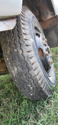 รถบรรทุก 6ล้อดั้มหน้ายาว ยี่ห้อ ISUZU เครื่อง 6BB 145 แรงม้า เสื้อเพลาใหญ่ 200 แรง มีแอร์ ยางดี ภาษี